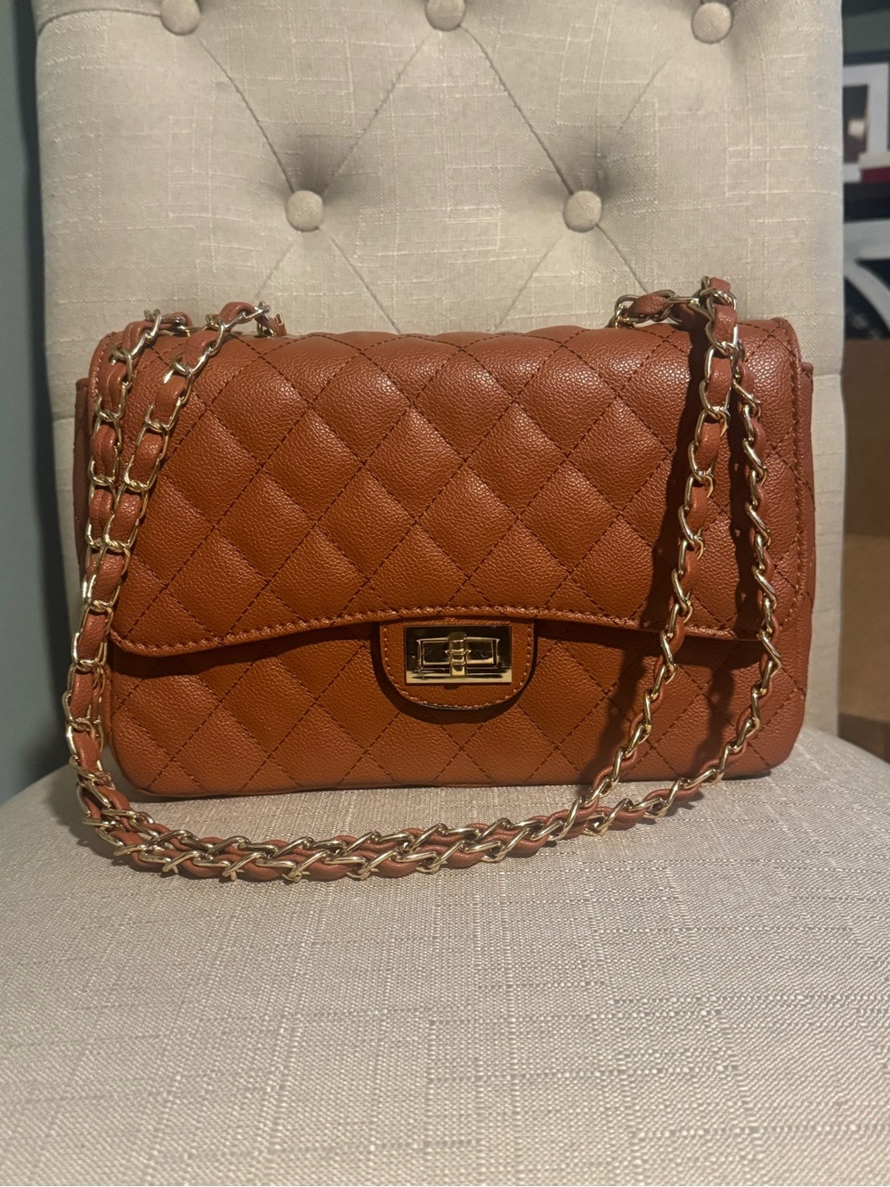 Ello Classy Brown Quilted Chain Shoulder Bag w/ Turn‑Lock Closure NWT